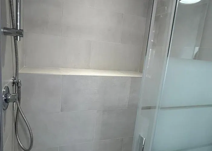 Comfort & Le בית הארחה