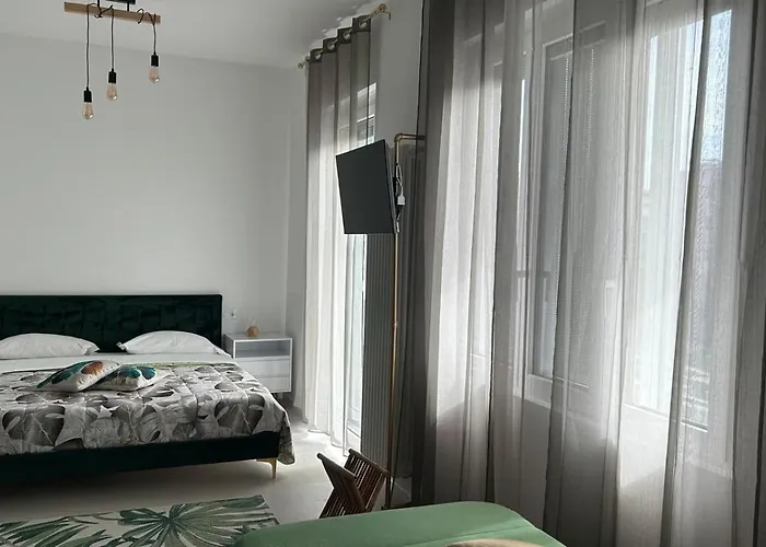 Comfort & Le בית הארחה 4*